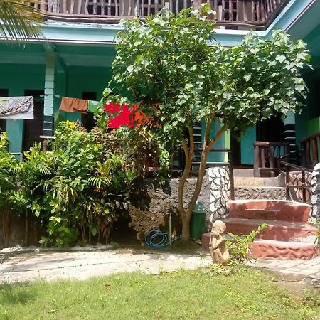 Breeze Hostel Kuta  Eksteriør bilde