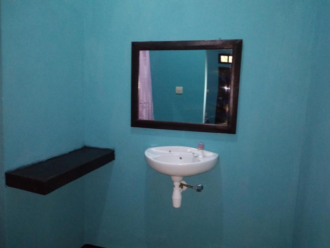 Breeze Hostel Kuta  Eksteriør bilde